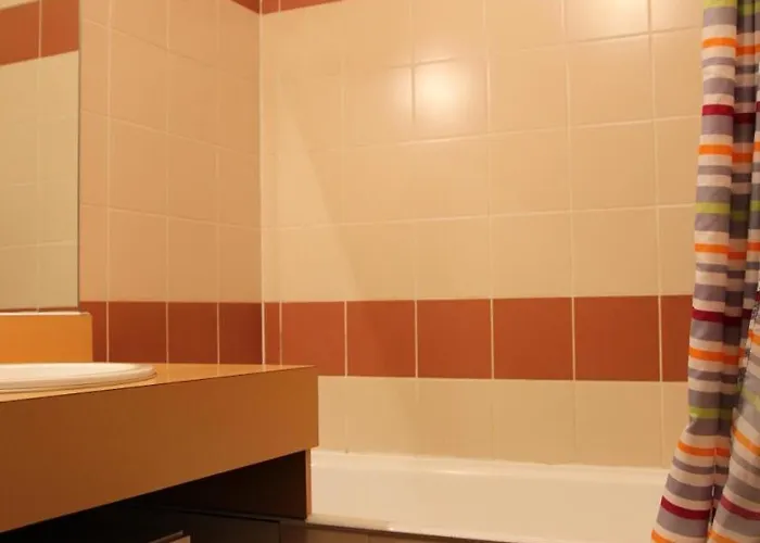 Schuss - Location: Pour 4 Personnes Dans Un Quartier Calme Mae-9065